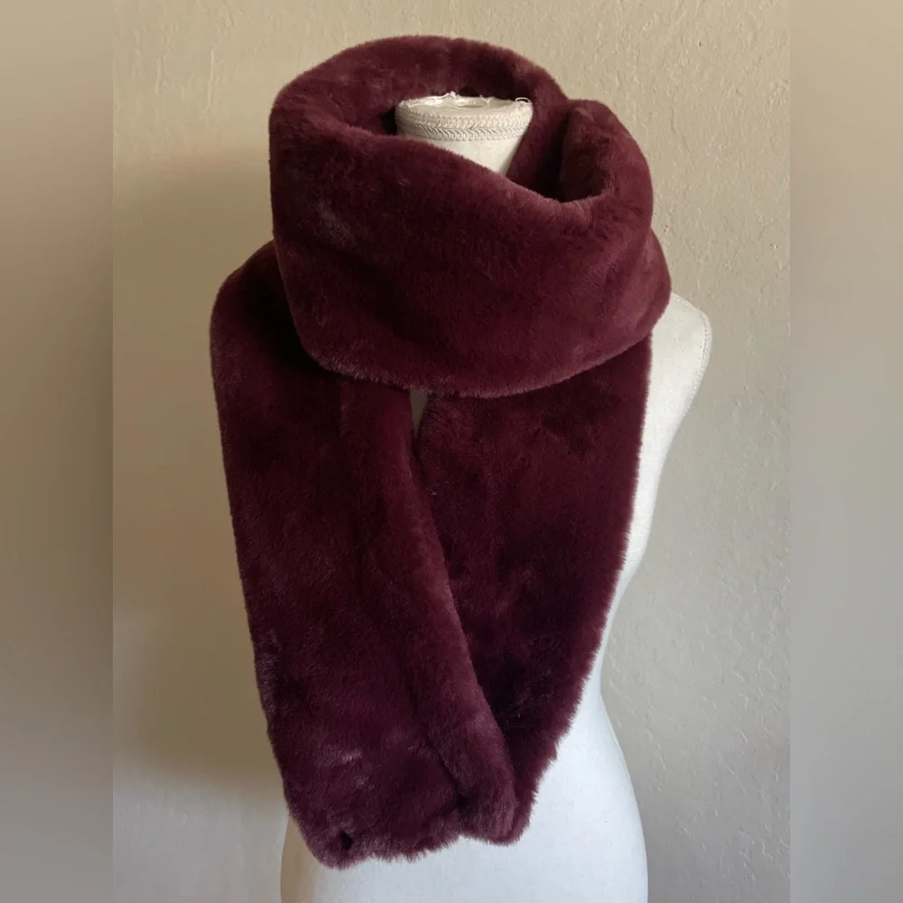 Plush Faux Fur Scarf Wrap in Deep Wine - Women's Fashion Accessory